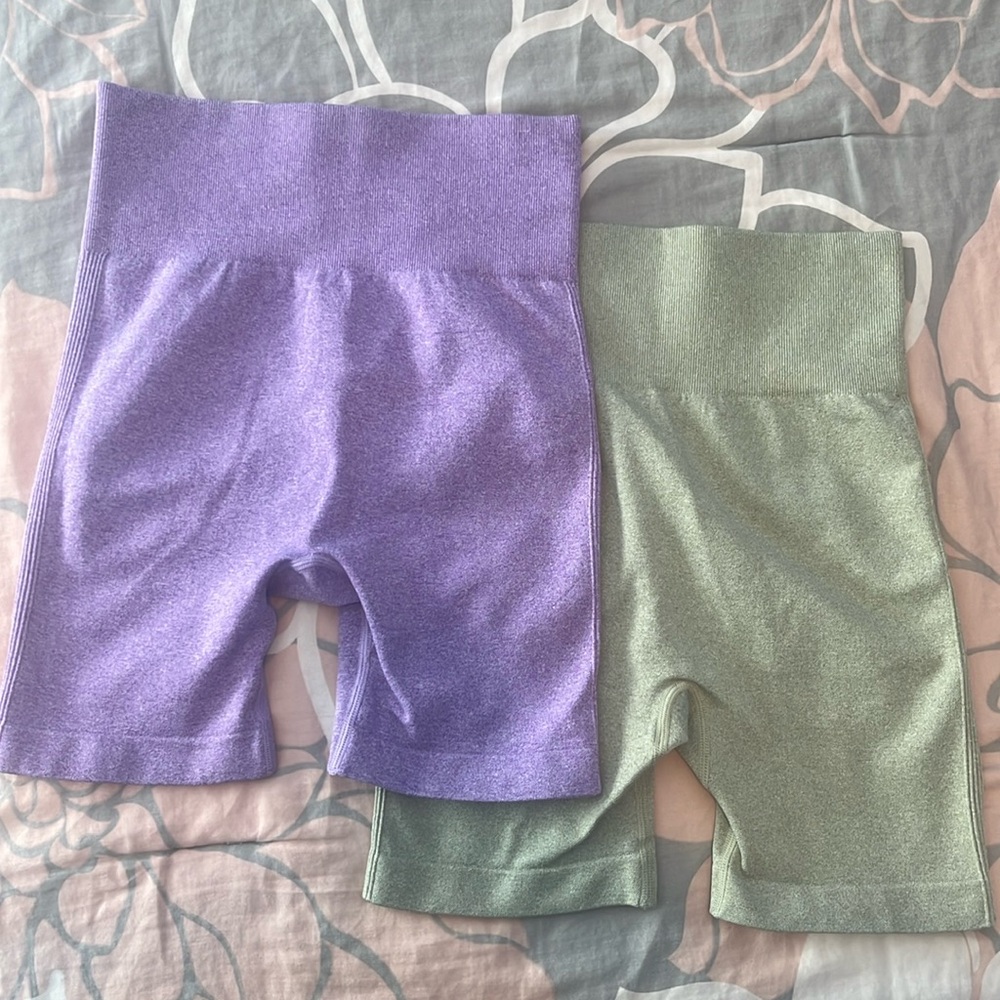 Set of two bike shorts